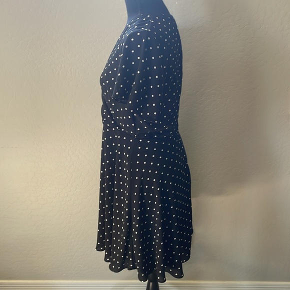Polka dot mini dress - Picture 2 of 5